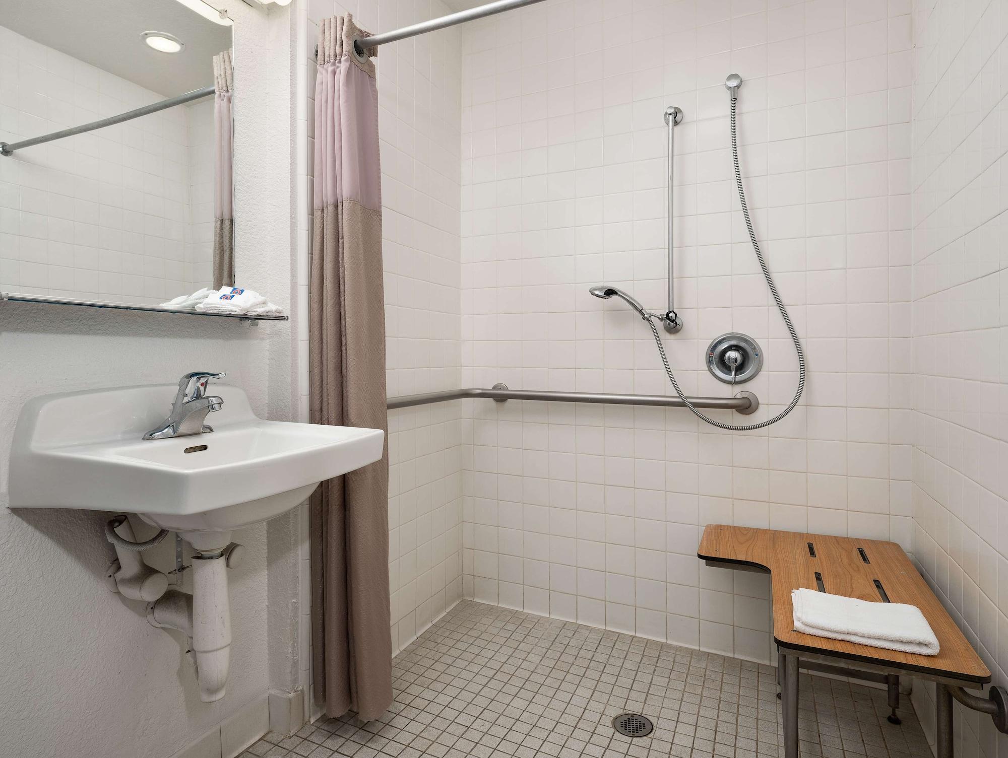 Motel 6-Buena Park, Ca - Knotts Berry Farm - Disneyland מראה חיצוני תמונה
