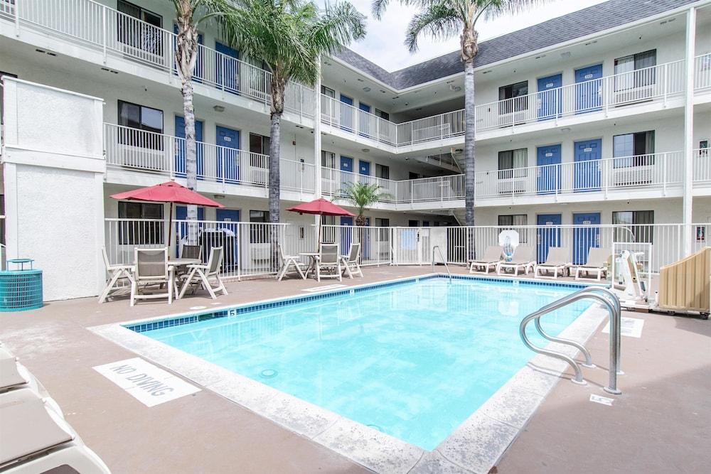Motel 6-Buena Park, Ca - Knotts Berry Farm - Disneyland מראה חיצוני תמונה