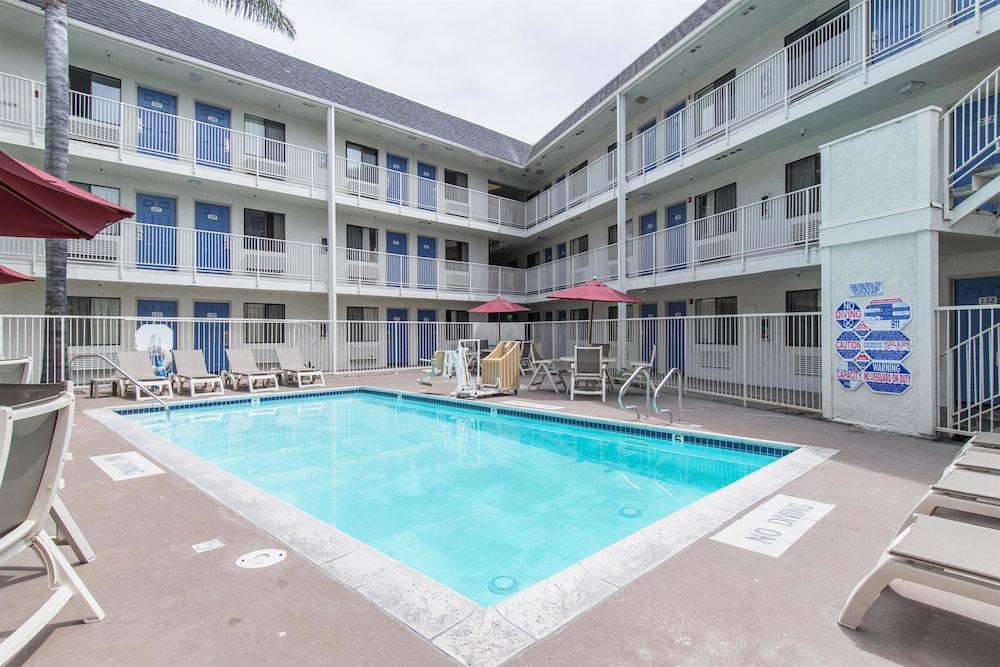 Motel 6-Buena Park, Ca - Knotts Berry Farm - Disneyland מראה חיצוני תמונה